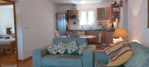 Kitchen or kitchenette, Living room, Dining area