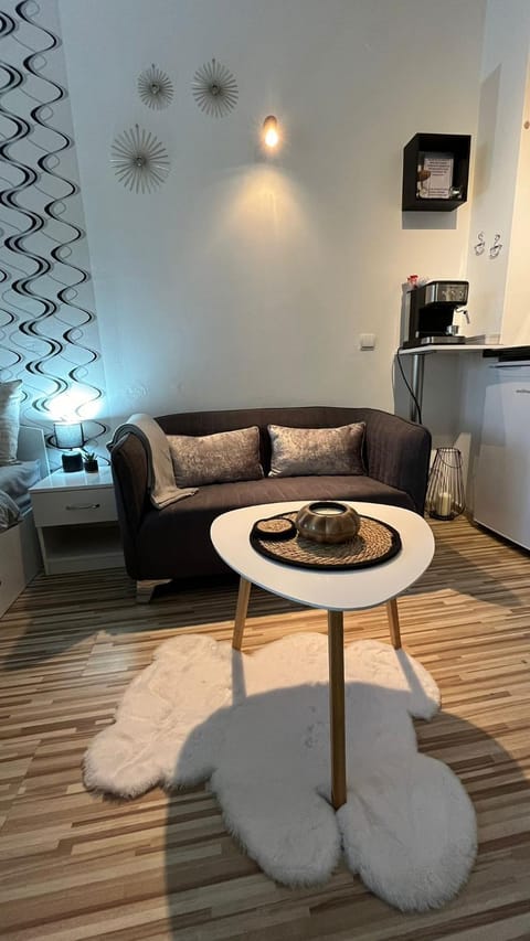 Coffee/tea facilities, Seating area