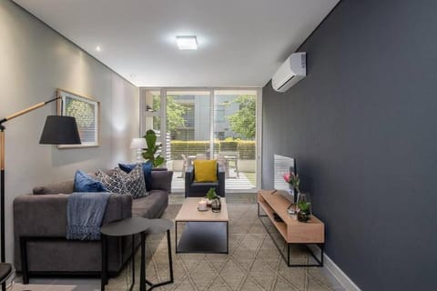 Modern Family Flat Andringa Walk Apartment in Stellenbosch