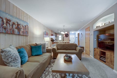 107 Woodbridge condo Apartment in Frisco