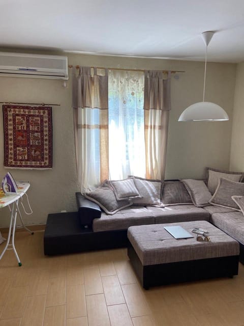 Frutak Villa Resort Villa in Podgorica Municipality, Montenegro