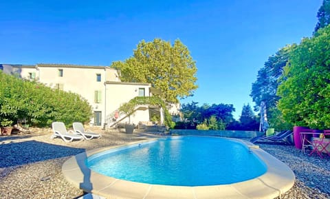 Day, Natural landscape, Garden, Garden view, Pool view, sunbed
