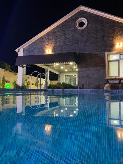 Property building, Pool view, Swimming pool