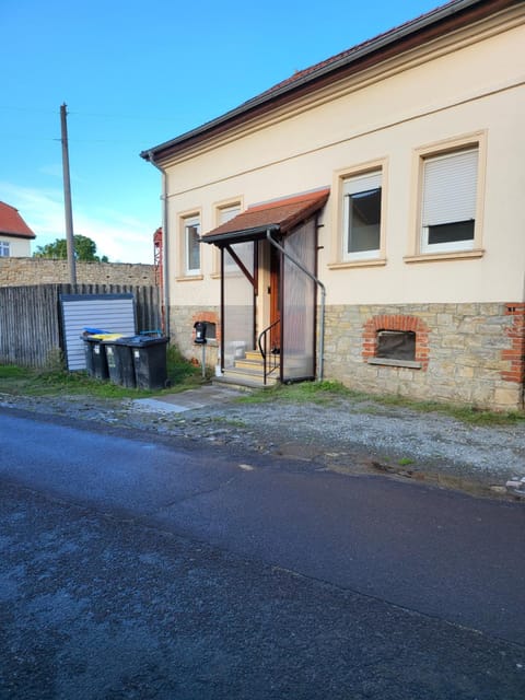 Property building, Street view