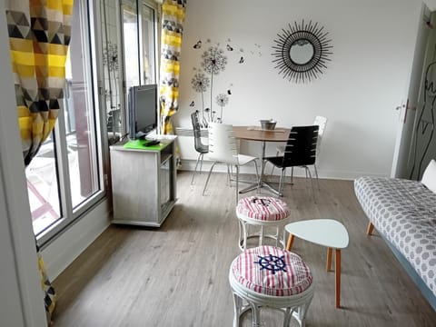 Nid douillet proche de la mer et de la gare Apartment in Houlgate