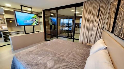 Communal lounge/ TV room, Bed, TV and multimedia, Photo of the whole room, Bedroom