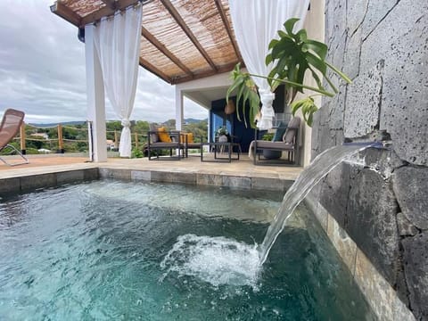 Natural landscape, Hot Tub, Pool view, Swimming pool