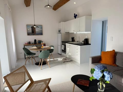 Living room, kitchen