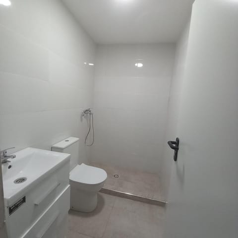 Hiromi Room calle Julio antonio Vacation rental in Alicante