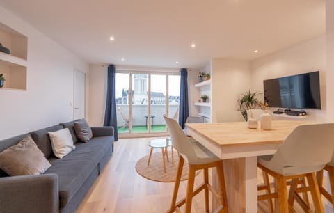 Appt premium Centre Château terrasse 2 chambres 6p vue exceptionnelle Apartment in Caen