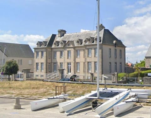 Les Embruns Apartment in Saint-Vaast-la-Hougue