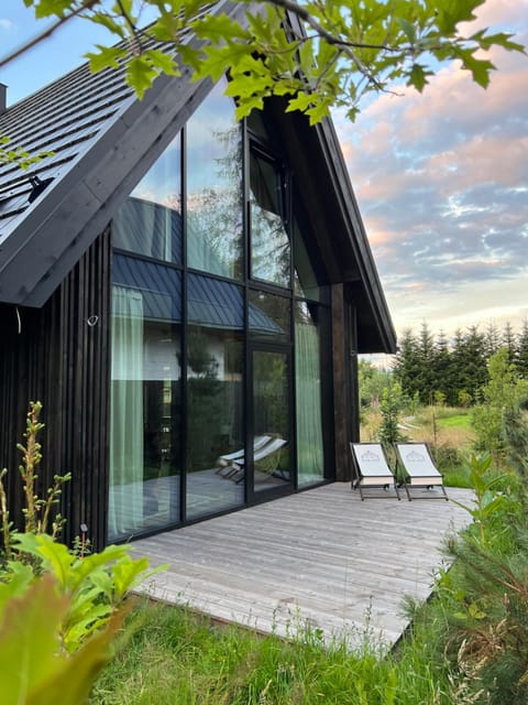 Property building, Natural landscape, Garden