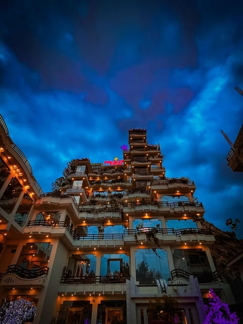 Property building, Night