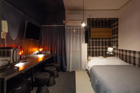 Bed, Seating area, Bedroom, minibar, air conditioner