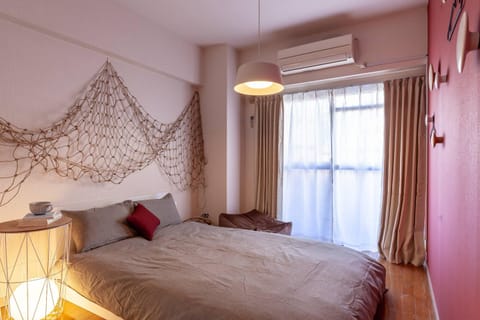 Bed, Bedroom, air conditioner
