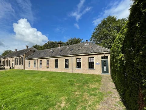 Property building, Day
