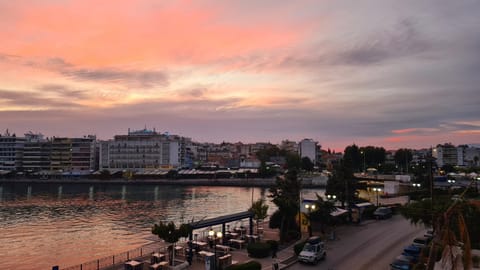 Balcony/Terrace, Location