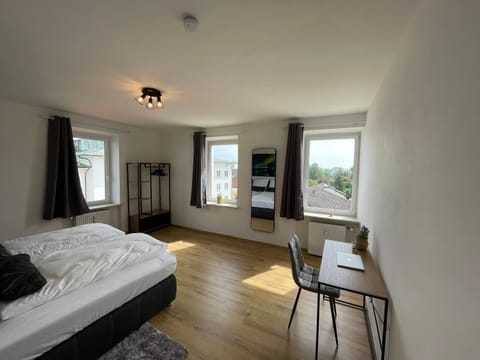 Bed, View (from property/room), View (from property/room), Bedroom