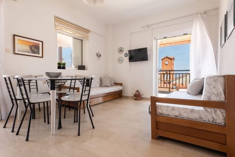 Photo of the whole room, Seating area, Dining area