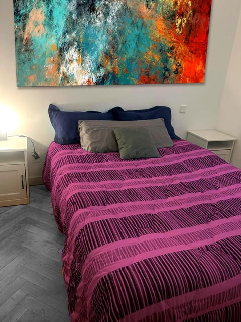 Other, Bedroom, Text overlay