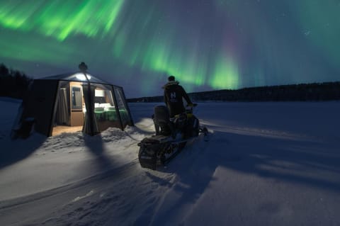 Property building, Spring, Night, Natural landscape, Winter