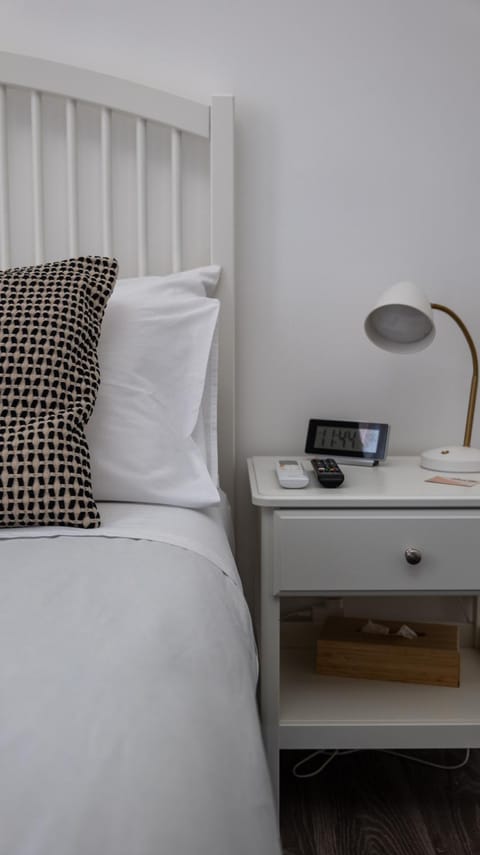 Bed, Decorative detail, Bedroom, hair dresser