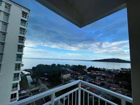 View (from property/room), Balcony/Terrace, Mountain view, Sea view