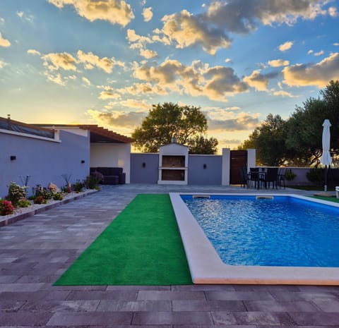 Day, Pool view, Swimming pool