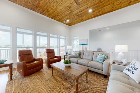 Sunset Bay House in Dauphin Island