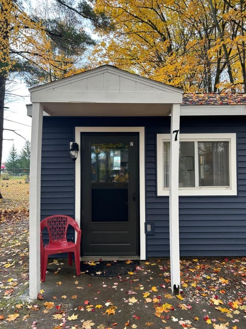 Hidden Haven Cottages Inn in Michigan