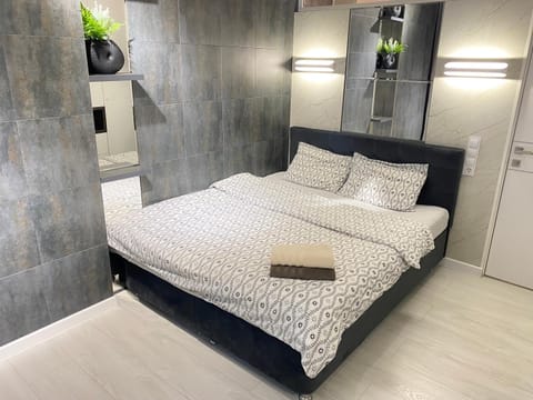 Bed, Photo of the whole room, Bedroom, towels, wardrobe