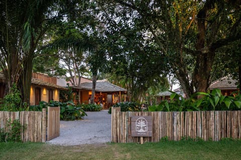 Facade/entrance, Garden