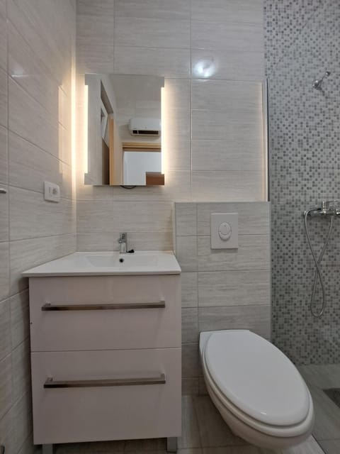 Flower Apartment in Dubrovnik-Neretva County