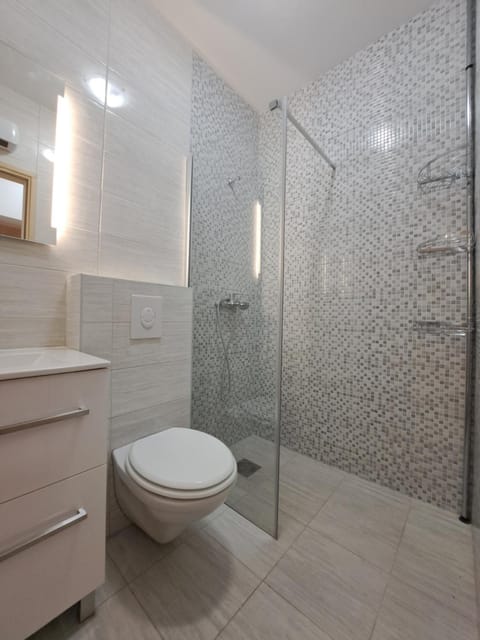 Flower Apartment in Dubrovnik-Neretva County