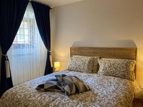 Decorative detail, Bedroom