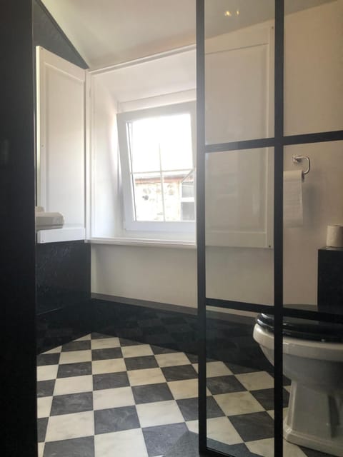 Ty Cwtch House in Smithfield Street