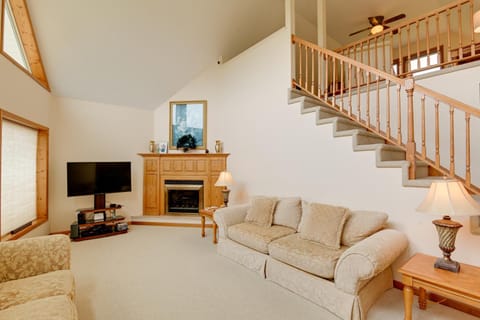 Gordonsville Retreat Deck with Spectacular Views! House in Tennessee