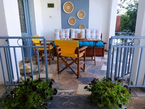 Balcony/Terrace, City view, Garden view, Street view, Inner courtyard view