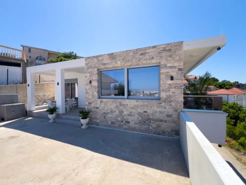 NESI Apartments Bed and Breakfast in Ulcinj