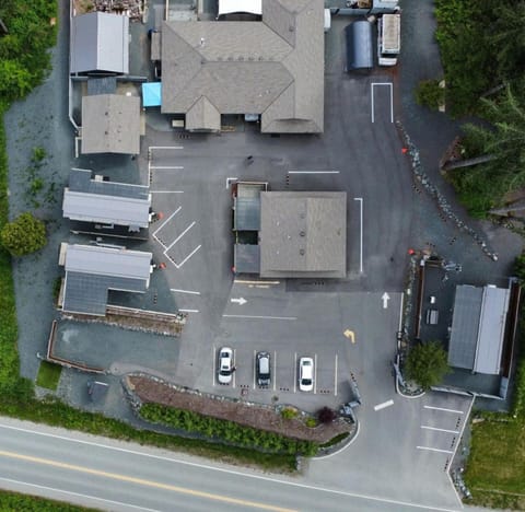 Property building, Bird's eye view, Location, Parking