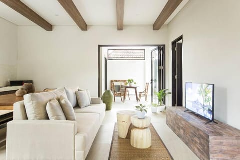 Rainnan Kallih - 3 bedroom Villa near Bali Safari Villa in Blahbatuh