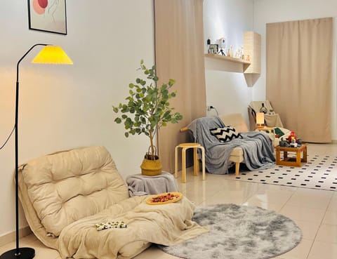 Night, Living room, Entertainment, fireplace, air conditioner