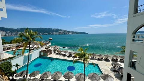 Suites Omega Torres Gemelas Hotel in Acapulco