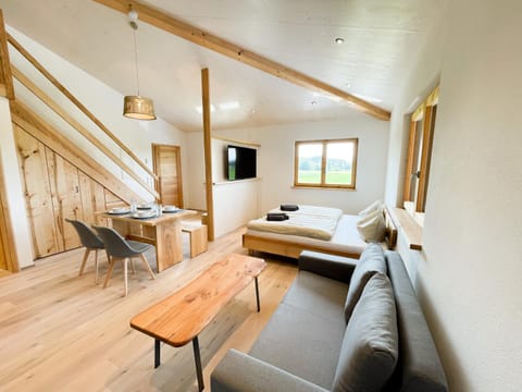 Living room, Photo of the whole room, Seating area, Bedroom