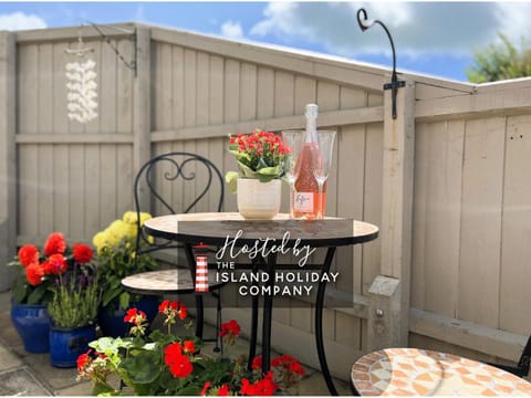 Patio, Garden, Garden view