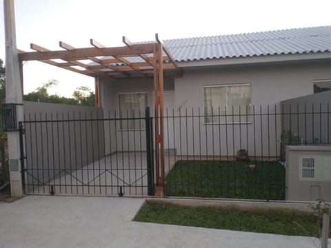 Property building, Day, Garden, Garden view