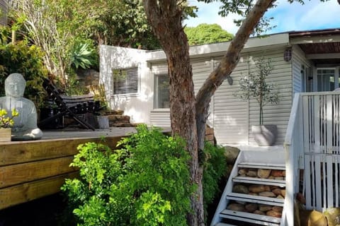 Tree Cottage, Kommetjie Apartment in Cape Town