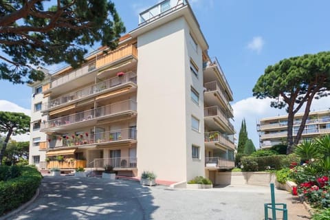 L43 Suite Maurice sea view 6Pax/Terrace,Parking,AC Apartment in Nice