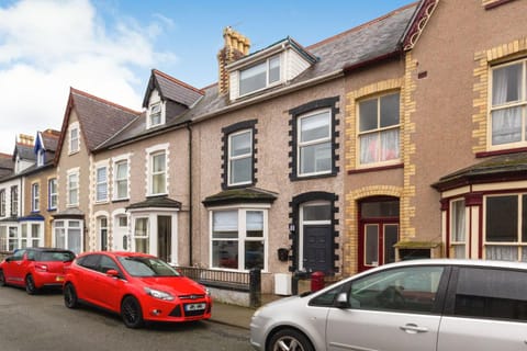 Seaside House Llandudno Apartment in Llandudno