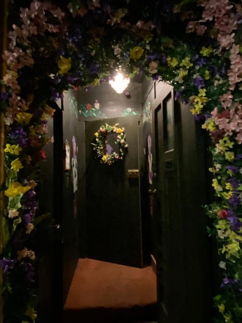 The Mad Hatter's Guestrooms Bed and Breakfast in Oxford